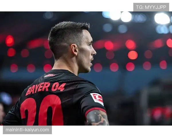 巴萨左后卫位置持续考察，格里马尔多等三人进入夏季引援名单